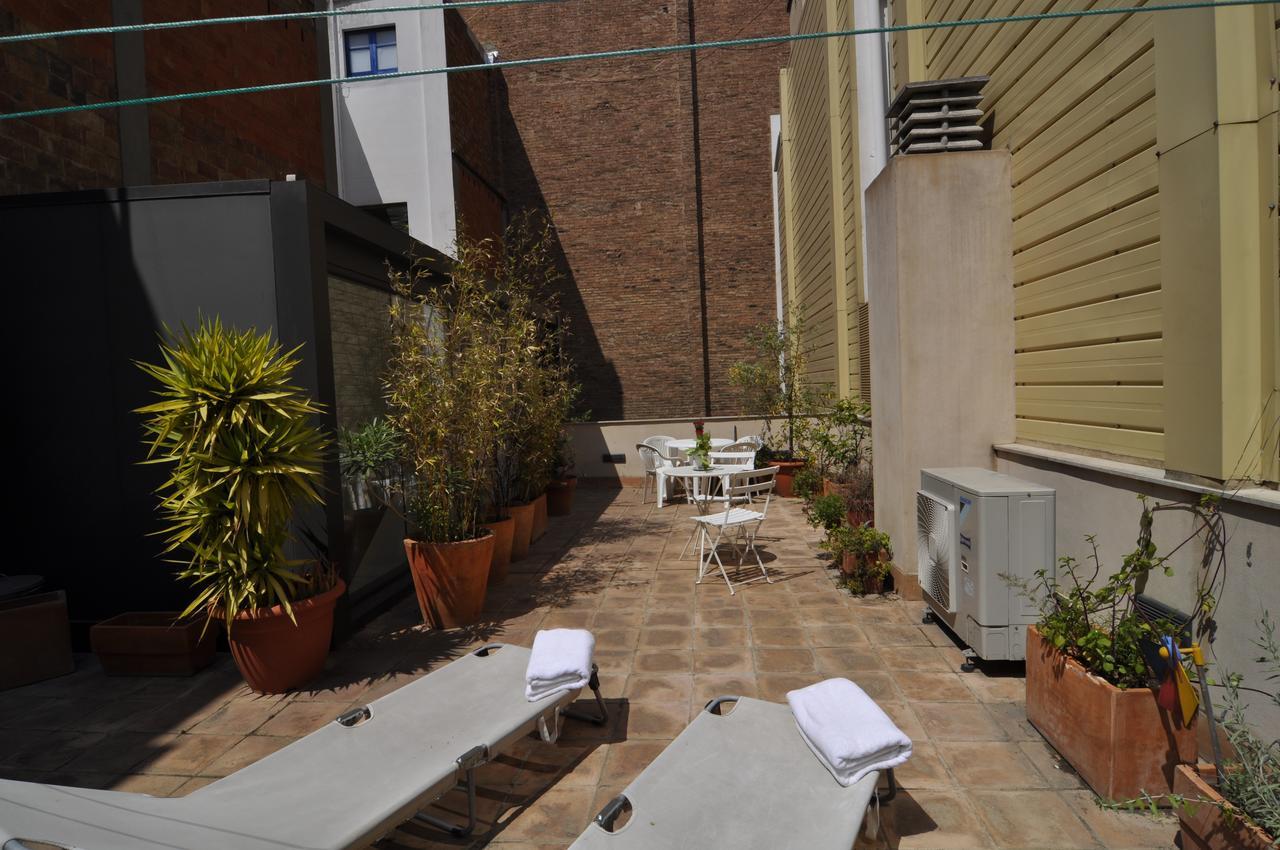 Appartement Rentbcn Gracia Deluxe à Barcelone Extérieur photo
