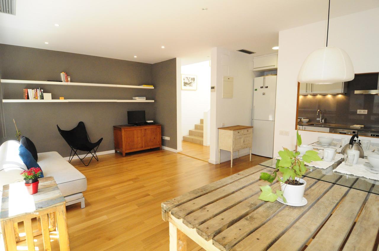 Appartement Rentbcn Gracia Deluxe à Barcelone Extérieur photo